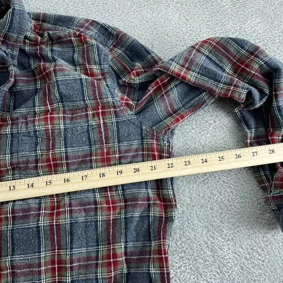 L.L. Bean Mens Traditional Button-Down Shirt M-REG 100% Cotton Gray/Red 2191 - Picture 6 of 8